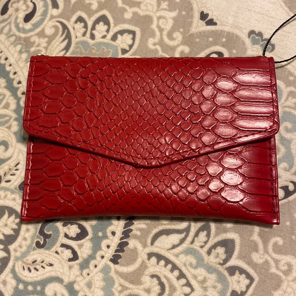Tiny dark Red Clutch - Picture 1 of 11
